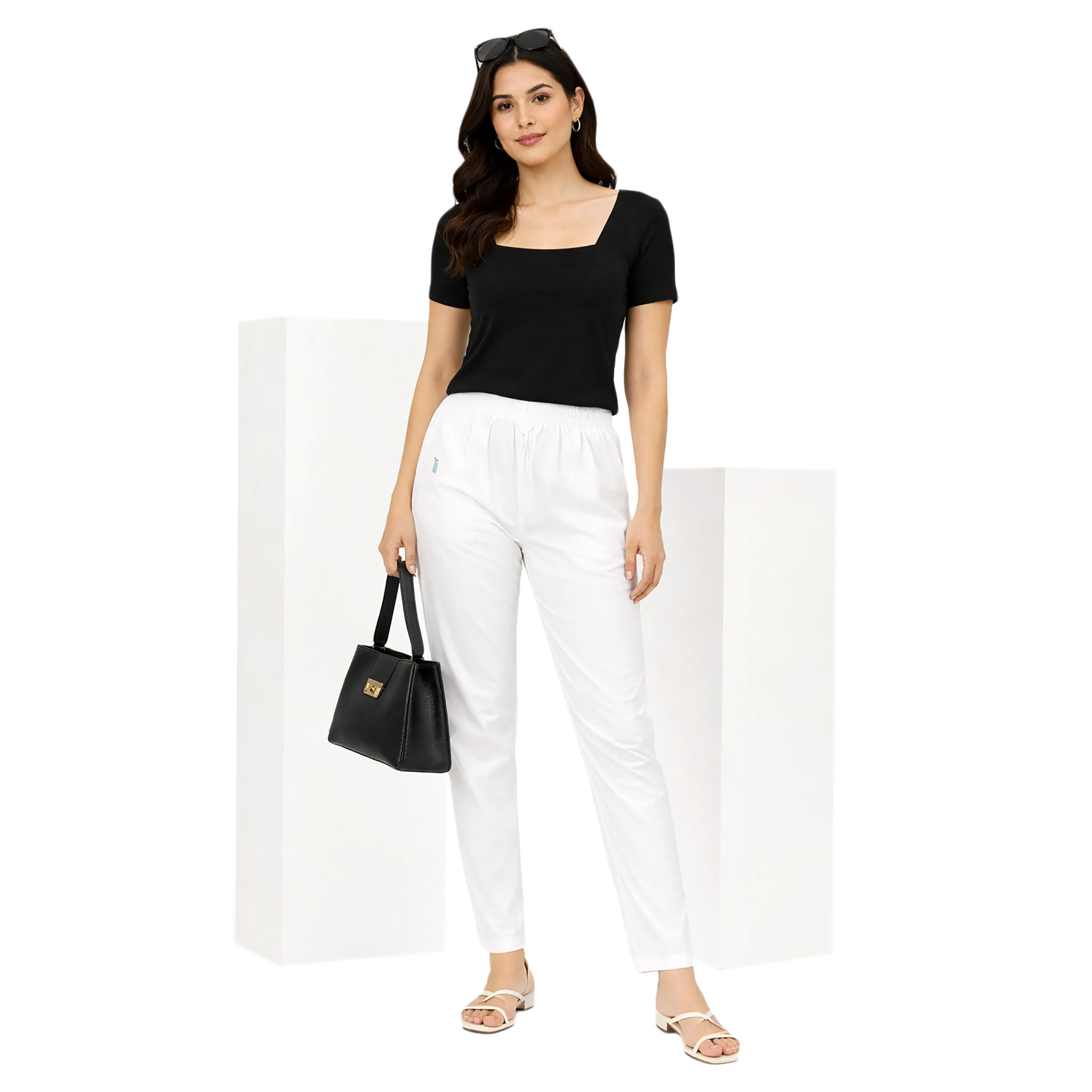 Women Mid-Rise Tapered Fit Pants