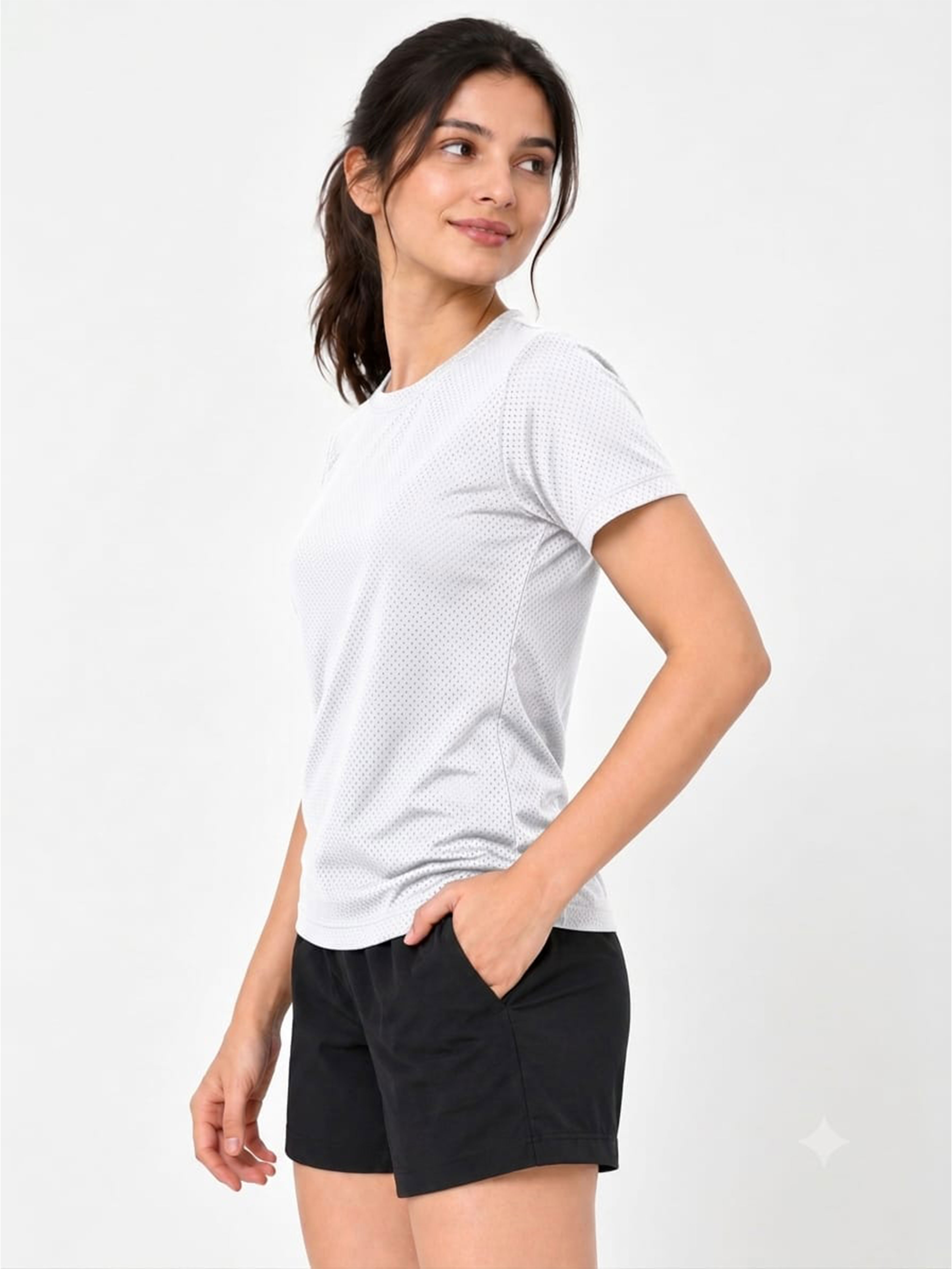 Women's Activewear  Stretch  Relaxed Fit Round Neck T-Shirt